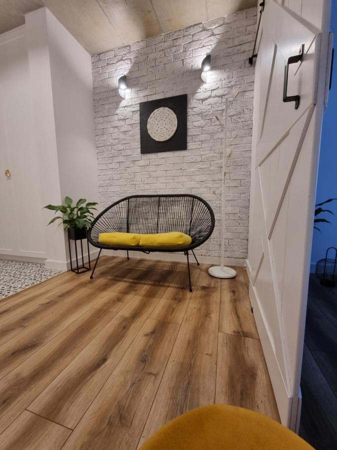 Apartament Wyspianski Sanok Luaran gambar